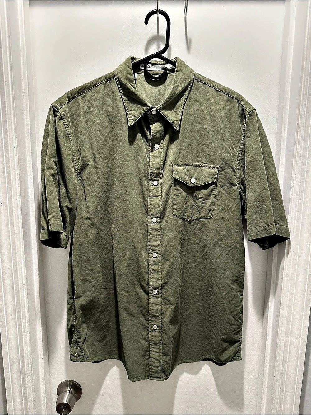 Criquet Short Sleeve Corduroy Pearl Snap Shirt.